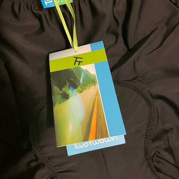 Twotwowin biking shorts - Picture 3 of 4